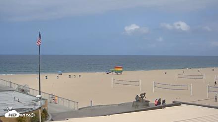 Hermosa Beach Pier North Live Webcam - Sep 17, 2026, 10:53am PDT