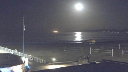 Hermosa Beach Pier North Live Webcam - Jan 30, 2026, 4:29am PST
