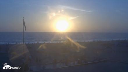Hermosa Beach Pier North Live Webcam - Jul 24, 2026, 7:50pm PDT