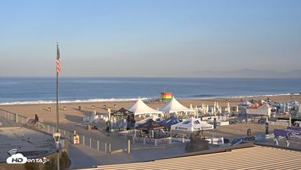 Hermosa Beach Pier North Live Webcam - Sep 10, 2026, 7:07am PDT