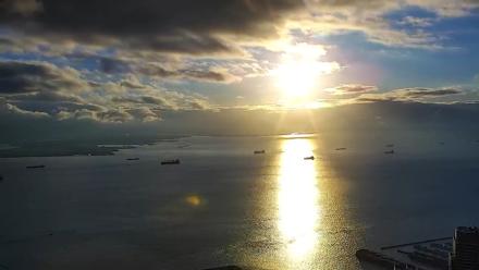 San Francisco Bay Southeast Live Webcam - Nov 18, 2025, 7:27am PST