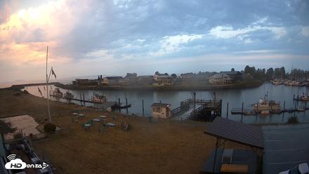 Point Roberts Marina SW Live Webcam - Aug 14, 2026, 6:18am PDT