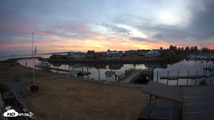 Point Roberts Marina SW Live Webcam - Sep 9, 2026, 7:48pm PDT
