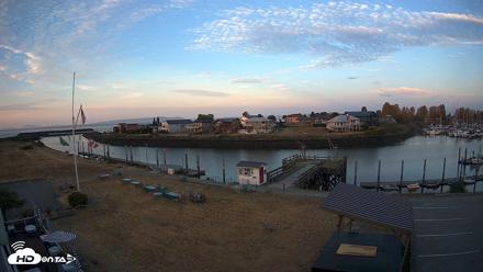Point Roberts Marina SW Live Webcam - Aug 18, 2026, 6:27am PDT