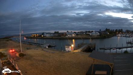 Point Roberts Marina SW Live Webcam - Jun 28, 2026, 10:08pm PDT