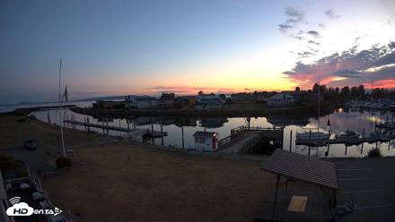 Point Roberts Marina SW Live Webcam - Sep 3, 2026, 8:02pm PDT