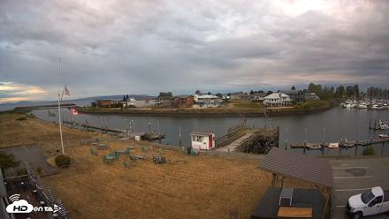 Point Roberts Marina SW Live Webcam - Jul 27, 2026, 5:51am PDT