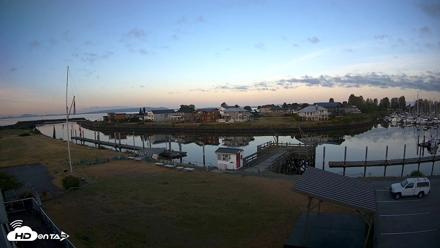 Point Roberts Marina SW Live Webcam - May 27, 2026, 5:39am PDT
