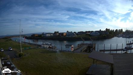 Point Roberts Marina SW Live Webcam - May 7, 2026, 7:22pm PDT