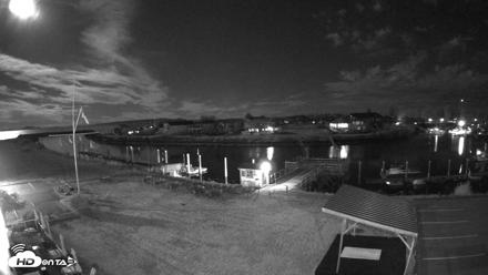 Point Roberts Marina SW Live Webcam - Aug 26, 2026, 11:32pm PDT