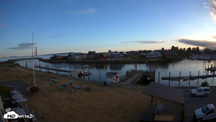 Point Roberts Marina SW Live Webcam - Jul 18, 2026, 8:33pm PDT