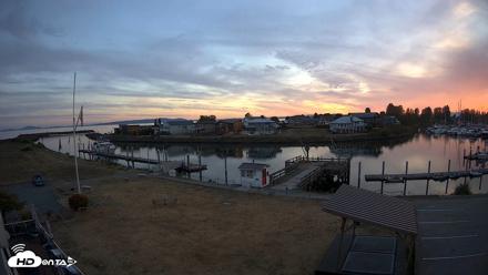 Point Roberts Marina SW Live Webcam - Sep 9, 2026, 7:39pm PDT