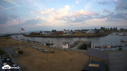 Point Roberts Marina SW Live Webcam - Aug 16, 2026, 6:42am PDT