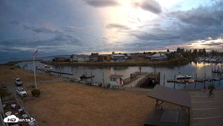 Point Roberts Marina SW Live Webcam - Aug 28, 2026, 7:55pm PDT