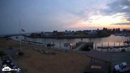 Point Roberts Marina SW Live Webcam - Aug 21, 2026, 8:37pm PDT