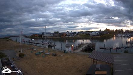 Point Roberts Marina SW Live Webcam - Aug 1, 2026, 9:07pm PDT