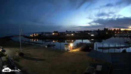 Point Roberts Marina SW Live Webcam - Sep 10, 2026, 8:20pm PDT