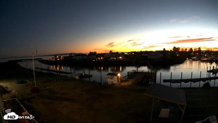 Point Roberts Marina SW Live Webcam - Oct 4, 2026, 7:30pm PDT
