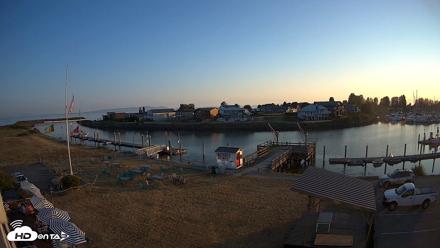Point Roberts Marina SW Live Webcam - Aug 6, 2026, 7:59pm PDT