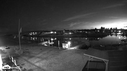 Point Roberts Marina SW Live Webcam - Aug 31, 2026, 8:58pm PDT