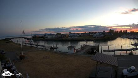 Point Roberts Marina SW Live Webcam - Sep 6, 2026, 7:52pm PDT