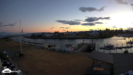 Point Roberts Marina SW Live Webcam - Aug 27, 2026, 8:13pm PDT