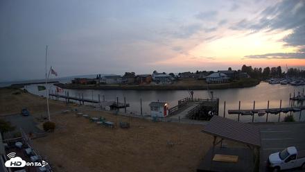 Point Roberts Marina SW Live Webcam - Aug 21, 2026, 8:33pm PDT