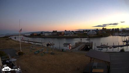 Point Roberts Marina SW Live Webcam - Aug 2, 2026, 8:58pm PDT