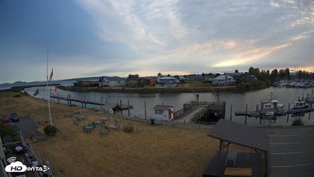 Point Roberts Marina SW Live Webcam - Jul 12, 2026, 7:19pm PDT