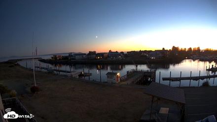 Point Roberts Marina SW Live Webcam - Sep 16, 2026, 7:56pm PDT