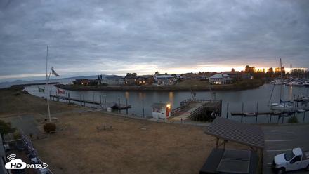 Point Roberts Marina SW Live Webcam - Sep 7, 2026, 8:06pm PDT