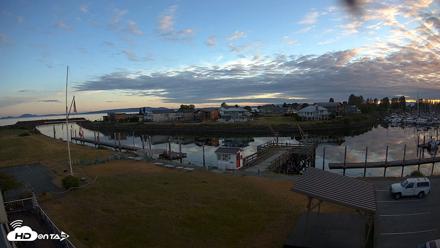 Point Roberts Marina SW Live Webcam - May 26, 2026, 8:38pm PDT
