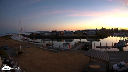 Point Roberts Marina SW Live Webcam - Aug 23, 2026, 8:27pm PDT