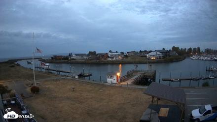 Point Roberts Marina SW Live Webcam - Sep 13, 2026, 6:23am PDT
