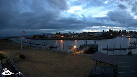 Point Roberts Marina SW Live Webcam - Sep 1, 2026, 8:24pm PDT