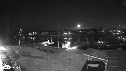 Point Roberts Marina SW Live Webcam - Aug 18, 2026, 9:49pm PDT