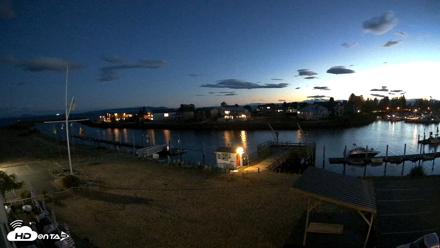 Point Roberts Marina SW Live Webcam - Aug 27, 2026, 8:55pm PDT