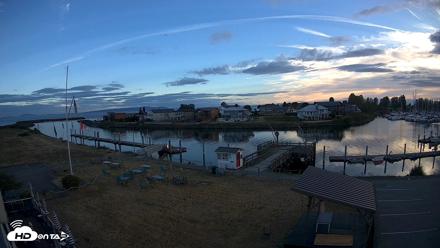 Point Roberts Marina SW Live Webcam - Jul 28, 2026, 8:11pm PDT
