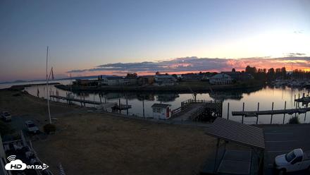 Point Roberts Marina SW Live Webcam - Sep 6, 2026, 7:43pm PDT