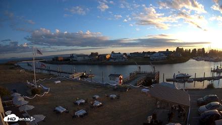 Point Roberts Marina SW Live Webcam - Aug 29, 2026, 7:37pm PDT