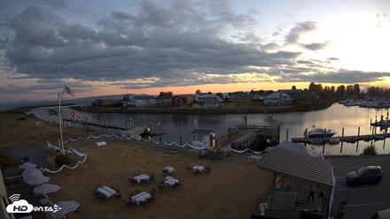 Point Roberts Marina SW Live Webcam - Aug 29, 2026, 8:03pm PDT