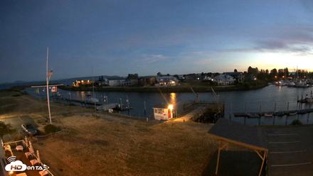 Point Roberts Marina SW Live Webcam - Jun 13, 2026, 10:13pm PDT