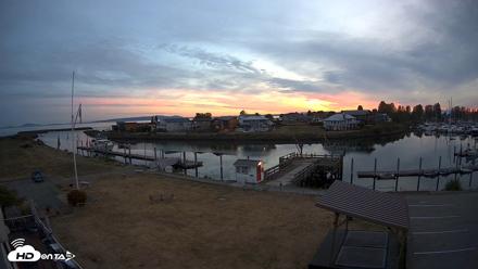 Point Roberts Marina SW Live Webcam - Sep 9, 2026, 7:53pm PDT