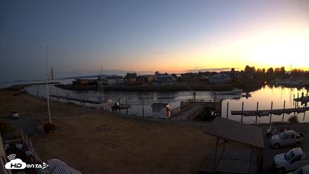 Point Roberts Marina SW Live Webcam - Sep 5, 2026, 8:08pm PDT