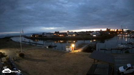 Point Roberts Marina SW Live Webcam - Sep 7, 2026, 8:18pm PDT