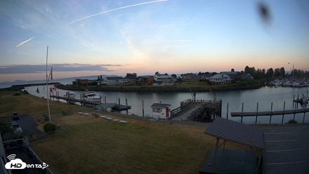 Point Roberts Marina SW Live Webcam - May 28, 2026, 5:31am PDT