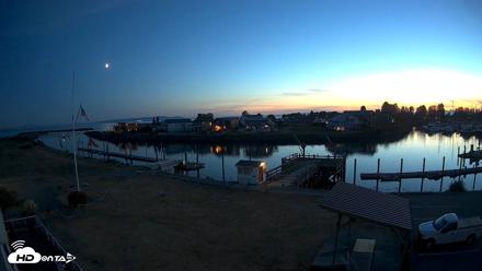 Point Roberts Marina SW Live Webcam - Sep 18, 2026, 7:48pm PDT