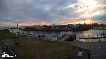 Point Roberts Marina SW Live Webcam - Oct 21, 2026, 5:50pm PDT