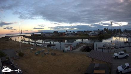 Point Roberts Marina SW Live Webcam - Jul 27, 2026, 8:46pm PDT