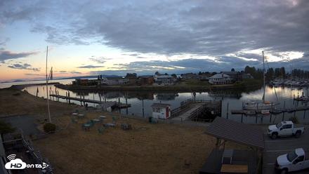 Point Roberts Marina SW Live Webcam - Jul 27, 2026, 8:47pm PDT